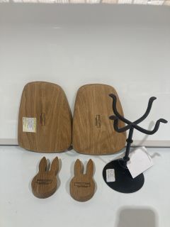 QTY OF THE WHITE COMPANY ITEMS TO INCLUDE BUNNY WOODEN EGG HOLDER NATURAL OAK TOTAL RRP £60