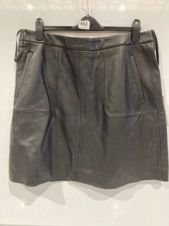 THE WHITE COMPANY BLACK LEATHER SKIRT SIZE 18 TOTAL RRP £175