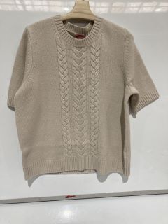 QTY OF THE WHITE COMPANY TO INCLUDE CABLE KNITTED TEE WITH CASHMERE ALABASTER SIZE 18 TOTAL RRP £256