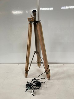 NKUKU RONGA FLOOR LAMP - £295