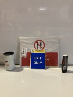 1 X BOX  OF ASSORTED SIGNS INCLUDING MINIMISE FACE TO FACE CONTACT