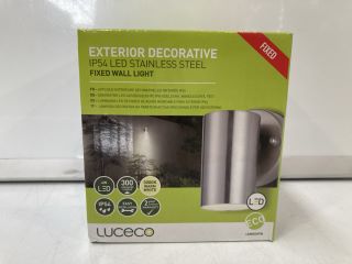 1 X BOX  OF LUCECO EXTERIOR DECORATIVE IP54 LED STAINLESS STEEL FIXED WALL LIGHT