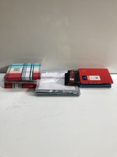 1 X BOX OF ASSORTED PLANNERS AND NOTEBOOKS INCLUDING HARRY POTTER 2022