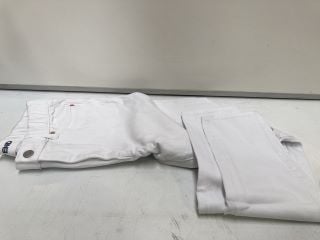 2 X PAIRS OF LANDS END JEANS WHITE SIZE 12/10