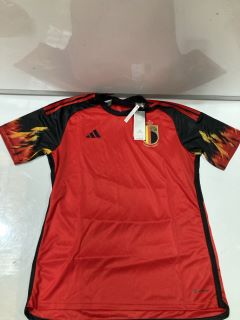 2 X ADIDAS AEROREADY RED/BLACK T-SHIRT SIZE: LARGE