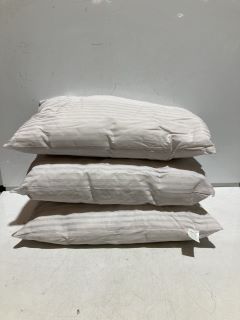 3 LUXURY HOTEL PILLOWS