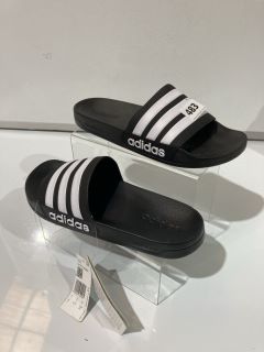 ADIDAS ADILETTE SHOWER SLIDERS UK 9