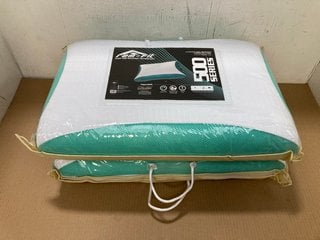 2 X REM FIT LUXURY GEL MEMORY FOAM PILLOWS: LOCATION - C4