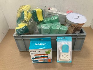 QTY OF ASSORTED ITEMS TO INCLUDE BELDRAY 100 STEADY GRIP CLOTHES PEGS: LOCATION - C4