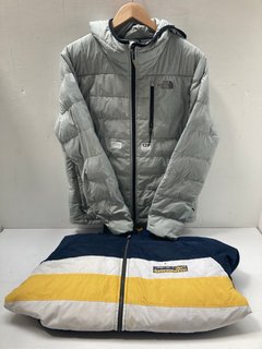 THE NORTH FACE PADDED JACKET IN GREY UK SIZE M TO INCLUDE REEBOK RETRO STYLE JACKET IN BLUE/WHITE/YELLOW UK SIZE M: LOCATION - A*