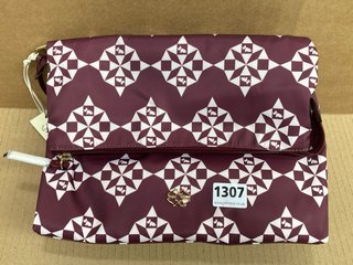 RADLEY LONDON 24/7 SHOULDER BAG IN BURGUNDY WALLPAPER - RRP £129.99: LOCATION - D12