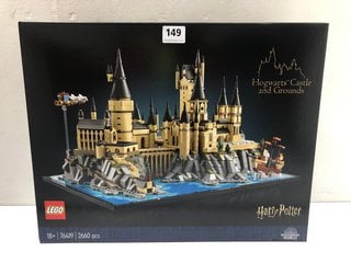 LEGO HARRY POTTER 'HOGWARTS CASTLE AND GROUNDS' - RRP £119.99: LOCATION - A0