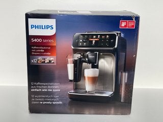 PHILIPS 5400 SERIES BEAN TO CUP ESPRESSO COFFEE MACHINE WITH LATTE GO - RRP £619.99: LOCATION - FRONT BOOTH