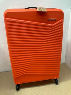 AMERICAN TOURISTER 3.6KG FLAME ORANGE SUITCASE: LOCATION - B8