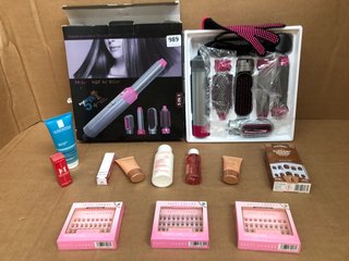 QTY OF ASSORTED BEAUTY ITEMS TO INCLUDE 5 IN 1 HOT AIR STYLER: LOCATION - C3