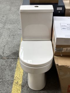 (COLLECTION ONLY) D-SHAPED CLOSE COUPLED W/C WITH CISTERN FITTINGS & SEAT - RRP £325: LOCATION - D6