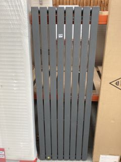 ANTHRACITE SINGLE SLIM PANEL RADIATOR 1600 X 560MM - RRP £540: LOCATION - D ISLAND