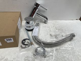 MONO BASIN MIXER TAP WITH CHROME SPRUNG WASTE - RRP £205: LOCATION - R1