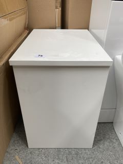 (COLLECTION ONLY) WALL HUNG 1 DOOR UNDERMOUNT BATHROOM CABINET IN WHITE 440 X 310 X 450MM - RRP £195: LOCATION - C2