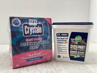 CRYSTALE EASY POUR DISHWASHER SALT MULTI-PACK TO INCLUDE CLARK BUCKET OF SANITISER WIPES: LOCATION - F4