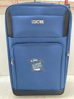 JCB LARGE SOFT SHELL SUITCASE IN BLUE: LOCATION - F4