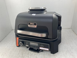 NINJA WOODFIRE ELECTRIC BBQ - RRP £200: LOCATION - E8