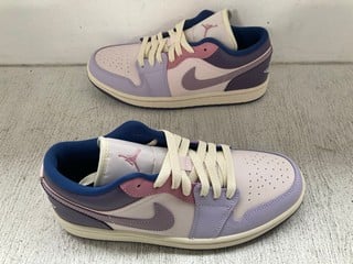 JORDAN 1 LOW PASTEL PLUM LADIES TRAINERS : SIZE 6 - RRP £120.00: LOCATION - WH4