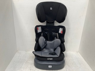 SF50 BOOSTER CAR SEAT IN BLACK AND GREY: LOCATION - H 3