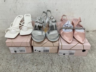 3 X PAIRS OF ASSORTED ESSEX GLAM WOMENS SHOES TO INCLUDE SLIP ON STRAP HEELS IN WHITE - UK 4: LOCATION - H 2