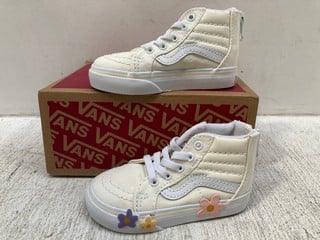 VANS OFF THE WALL CHILDRENS SK8-HI ZIP FLOWER TRAINERS - UK SIZE: 5: LOCATION - G 12