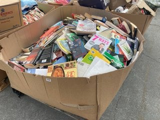 PALLET OF ASSORTED BOOKS: LOCATION - B5 (KERBSIDE PALLET DELIVERY)