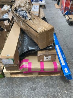 PALLET OF ASSORTED ITEMS TO INCLUDE SUMMIT UNIVERSAL VEHICLE ROOF BARS: LOCATION - A8 (KERBSIDE PALLET DELIVERY)