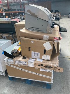 PALLET OF ASSORTED APPLIANCE ITEMS SPARES & REPAIRS TO INCLUDE INCOMPLETE BBQ COMPONENTS: LOCATION - B3 (KERBSIDE PALLET DELIVERY)