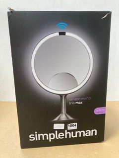 SIMPLE HUMAN SENSOR MIRROR TRIO MAX RRP £349.99: LOCATION - AR2