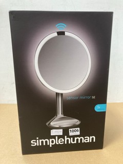 SIMPLE HUMAN SENSOR MIRROR SE RRP £199: LOCATION - AR2