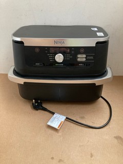 NINJA AIR FRYER MODEL : Z21SQ608F0A7: LOCATION - AR3