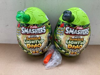 2 X ZURU SMASHERS MEGA JURASSIC LIGHT UP DINO SURPRISE EGGS TO ALSO INCLUDE LIGHT UP GHOST TOY: LOCATION - AR4