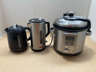 3 X ASSORTED KITCHEN APPLIANCES TO INCLUDE JOHN LEWIS & PARTNERS 1.7 LITRE KETTLE IN STAINLESS STEEL: LOCATION - AR8