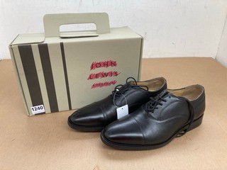 JOHN LEWIS & PARTNERS GLYMPTON OXFORD BLACK MENS SHOES IN UK SIZE 8: LOCATION - A8T