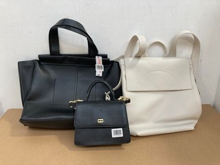 3 X ASSORTED JOHN LEWIS & PARTNERS WOMENS BAGS TO INCLUDE SATCHEL BACKPACK IN WHITE: LOCATION - A7T