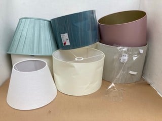 QTY OF ASSORTED JOHN LEWIS & PARTNERS LIGHT SHADES TO INCLUDE PLEATED LIGHT SHADE IN PALE GREEN: LOCATION - A7T