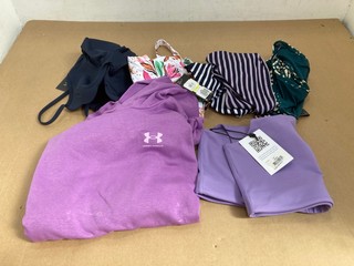 QTY OF ASSORTED WOMENS CLOTHING IN VARIOUS SIZES TO INCLUDE UNDER ARMOUR LONG SLEEVED RIVAL HOODIE IN PURPLE - SIZE UK MEDIUM: LOCATION - A7T