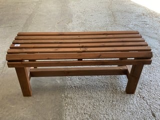 WOODEN GARDEN BENCH: LOCATION - A1