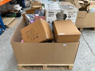 PALLET OF ASSORTED ITEMS TO INCLUDE TOMMEE TIPPEE MADE FOR ME IN BRA WEARABLE BREAST PUMP: LOCATION - A7 (KERBSIDE PALLET DELIVERY)