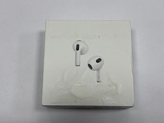 APPLE AIRPODS (3RD GENERATION) WIRELESS EARPHONES (ORIGINAL RRP - £179) IN WHITE: MODEL NO A2564 A2565 A2897 (WITH BOX) [JPTM122019]