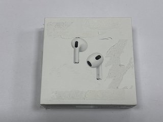 APPLE AIRPODS (3RD GENERATION) WIRELESS EARPHONES (ORIGINAL RRP - £179) IN WHITE: MODEL NO A2564 A2565 A2897 (WITH BOX) [JPTM122011]