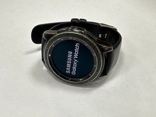 SAMSUNG GALAXY WATCH 42MM SMARTWATCH IN BLACK: MODEL NO SM-R810 (UNIT ONLY) [JPTM122182]