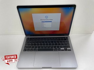 APPLE MACBOOK PRO (2022) 250GB LAPTOP IN SILVER: MODEL NO A2338 (UNIT ONLY). APPLE M2, 8GB RAM, 13.0" SCREEN, BUILT IN RETINA DISPLAY [JPTM122105]