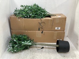 2 X ASSORTED HOUSEHOLD DECORATIONS TO INCLUDE FAKE OLIVE TREE: LOCATION - E5