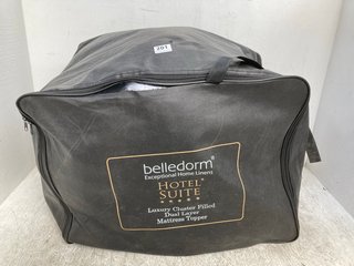 BELLEDORM LUXURY HOTEL COLLECTION MATTRESS TOPPER SUPER KING: LOCATION - E11